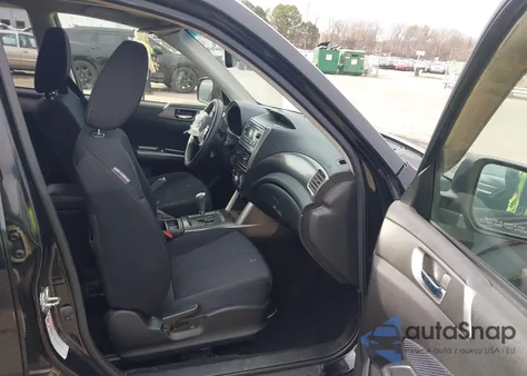 2011 Subaru Forester 2.5X Premium z USA, uszkodzony, nr VIN JF2SHADC7BH771332